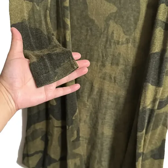 VICI don’t blend in Camo Cardigan - Picture 6 of 8